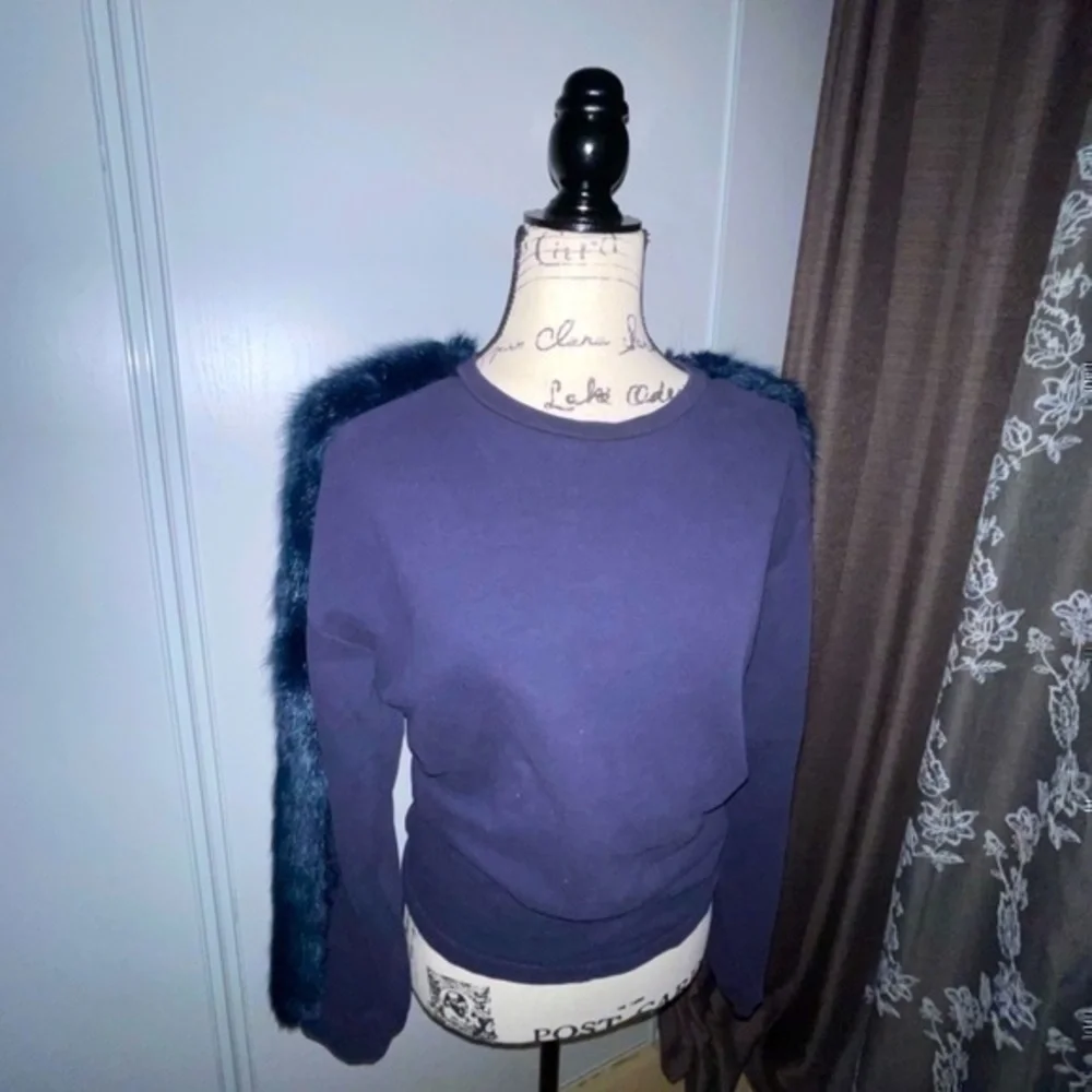 ZARA Plush Sweatshirt pullover faux fur sleeves navy blue S Gently Preloved - Picture 2 of 11